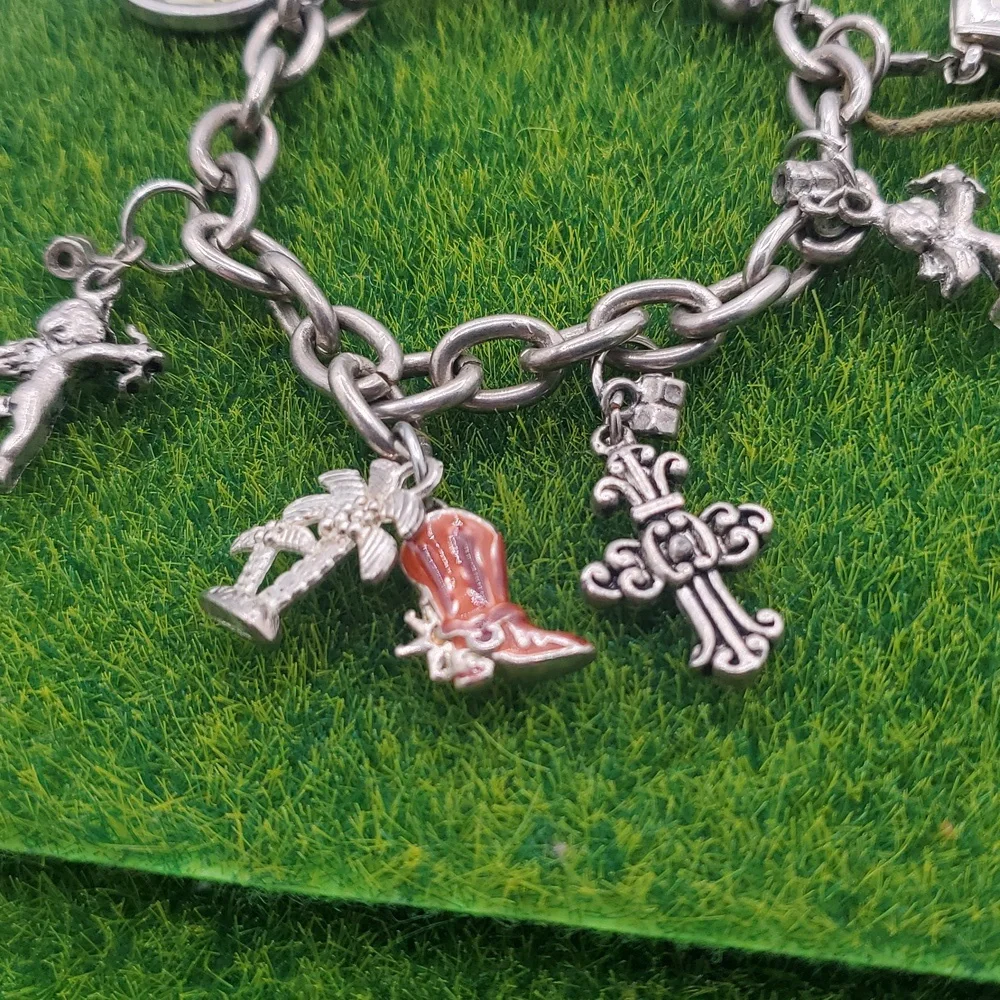 Silver Tone Charm Bracelet with Texas and Angel Charms‎ B3025